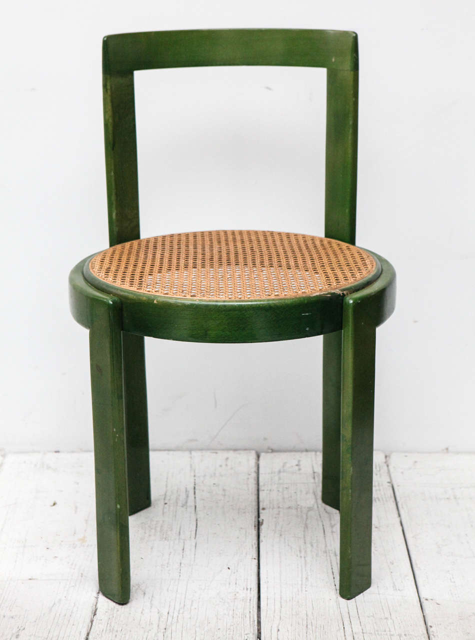 round seat chair
