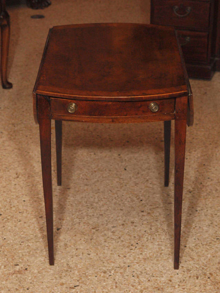 Antique George III Mahogany Pembroke Table  3