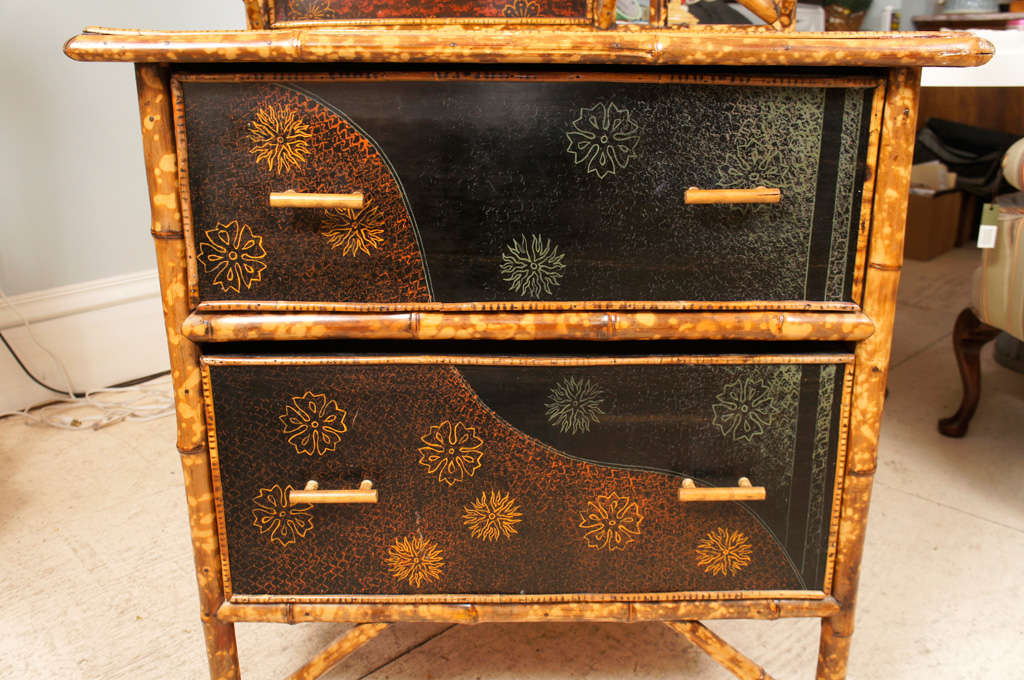 English Lacquer and Bamboo Victorian Dressing Table In Excellent Condition In Hudson, NY