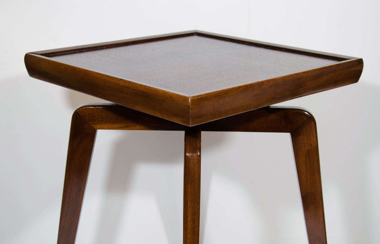 Mid-20th Century Pair of Mid Century Modern Walnut Wood Side Tables with Spider Leg Design