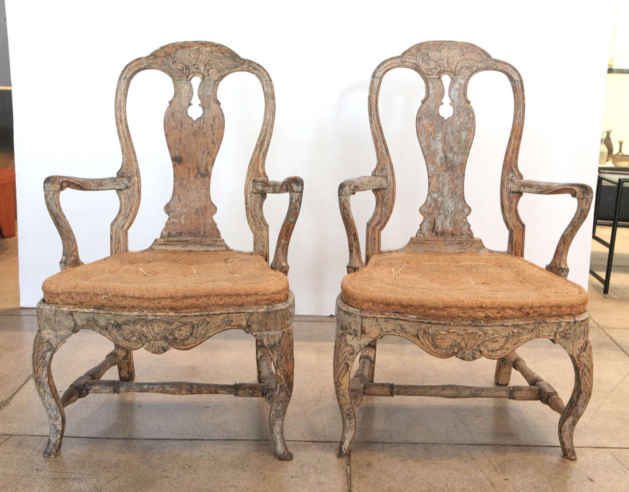 A pair of Gustavian era armchairs.
Completely sturdy and useable. Sold only as a pair.