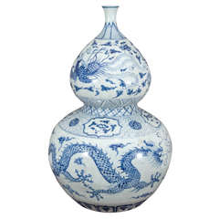 Large Chinese Blue and White Porcelain Double Gourd Calabash Vase 8