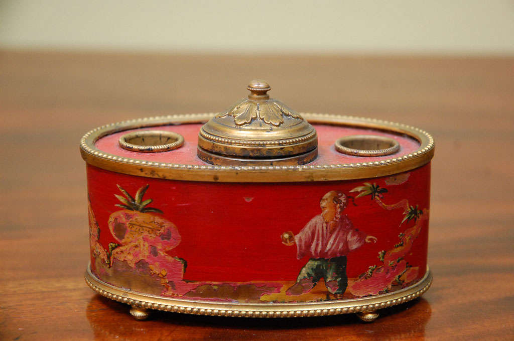 Ink well with charming hand-painted Chinoiserie Decoration
