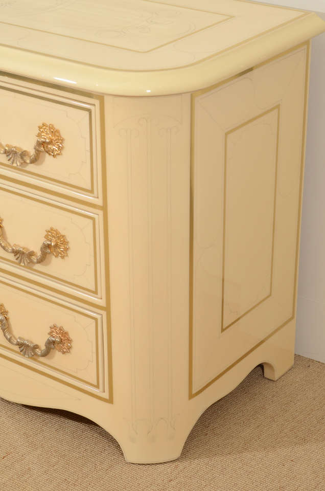 Three-Drawer Cream Lacquered Commode by Bagues In Good Condition For Sale In New York, NY