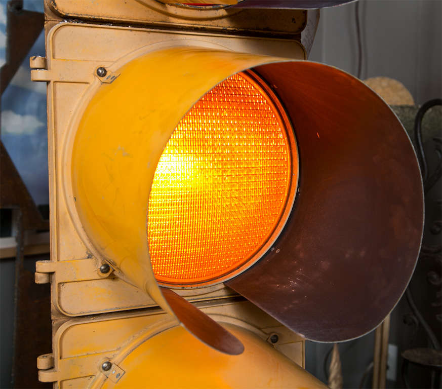Vintage Traffic Light For Sale at 1stDibs