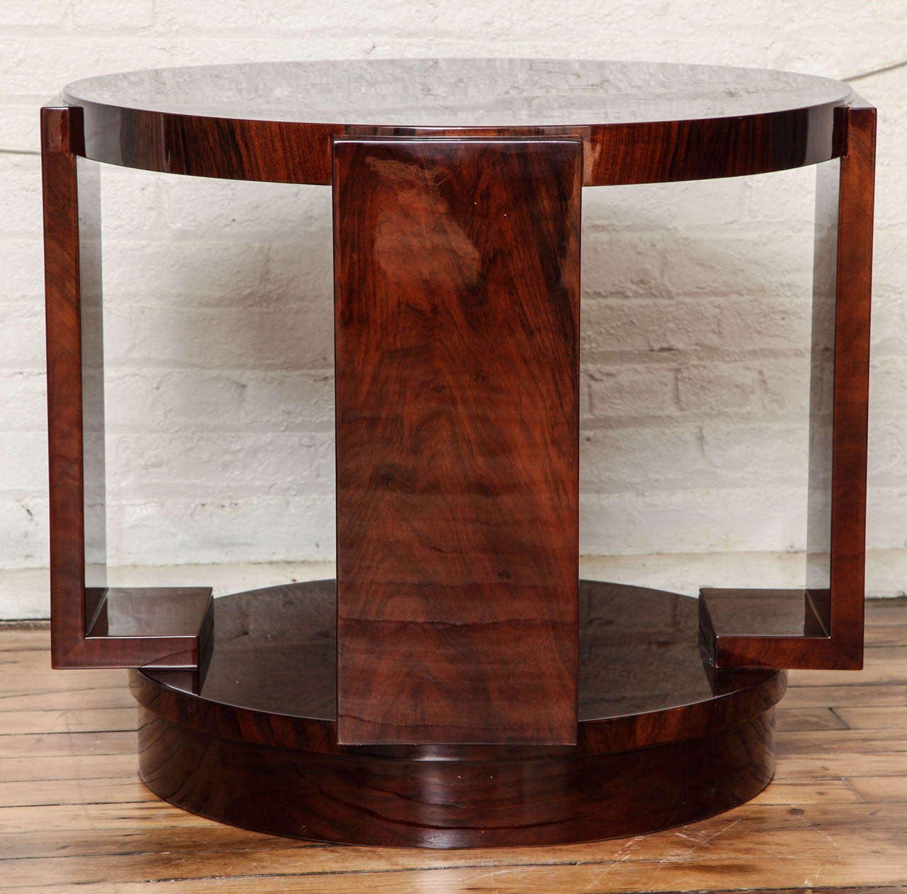 Art Deco Round Side Table In Excellent Condition For Sale In New York, NY