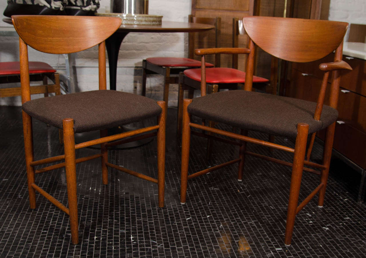 Set of 6 Hvidt Molgaard teak mid century chairs, fully restored with heathered brown wool seats.

Two arm chairs and four side chairs.  Sold as a set.
Arm: 24