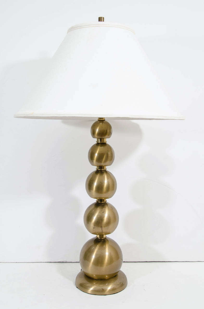 A Mid Century Pair of Brushed Brass Stacked Ball Table Lamps at 1stDibs