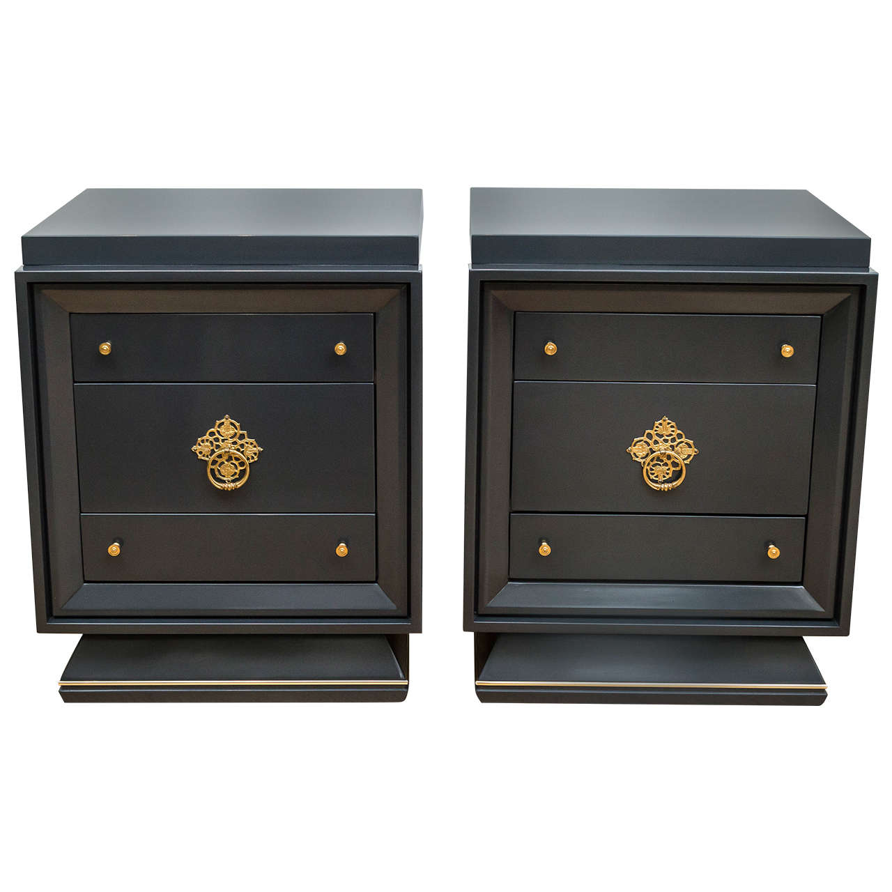 Lacquered Pair of Nightstands at 1stdibs