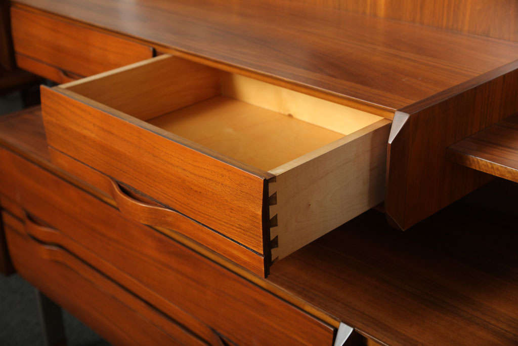Credenza/Dresser by Rullo Proserpio In Good Condition For Sale In New York, NY