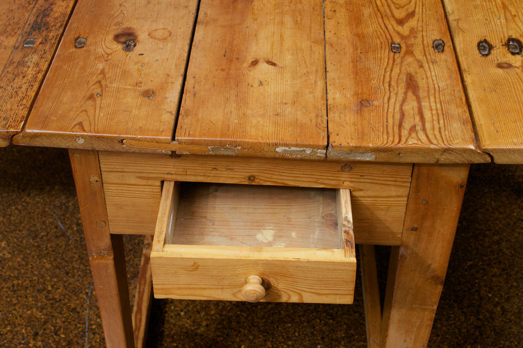 19th Century Swedish Pine Drop-leaf Table For Sale