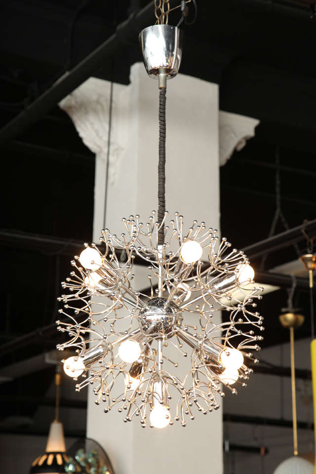 Mid-Century Modern Snow Flake Chandelier Made in Italy, 1960 For Sale
