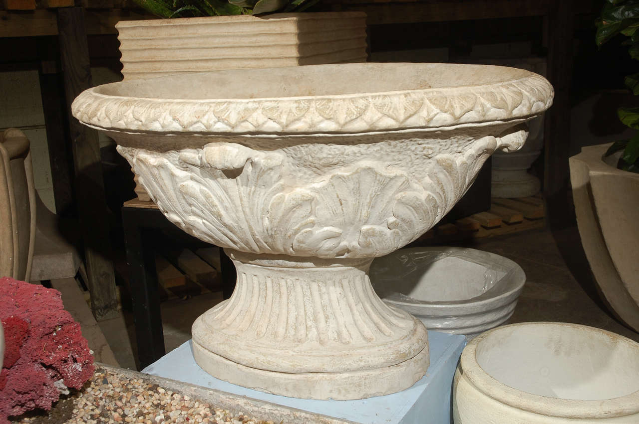 Oval acanthus urn planter, cast stone planter.
Use: Interior and exterior.
Standard color: White wash.
Hand finish color, variation in color may occur.
Lead time six-eight weeks if not in stock.