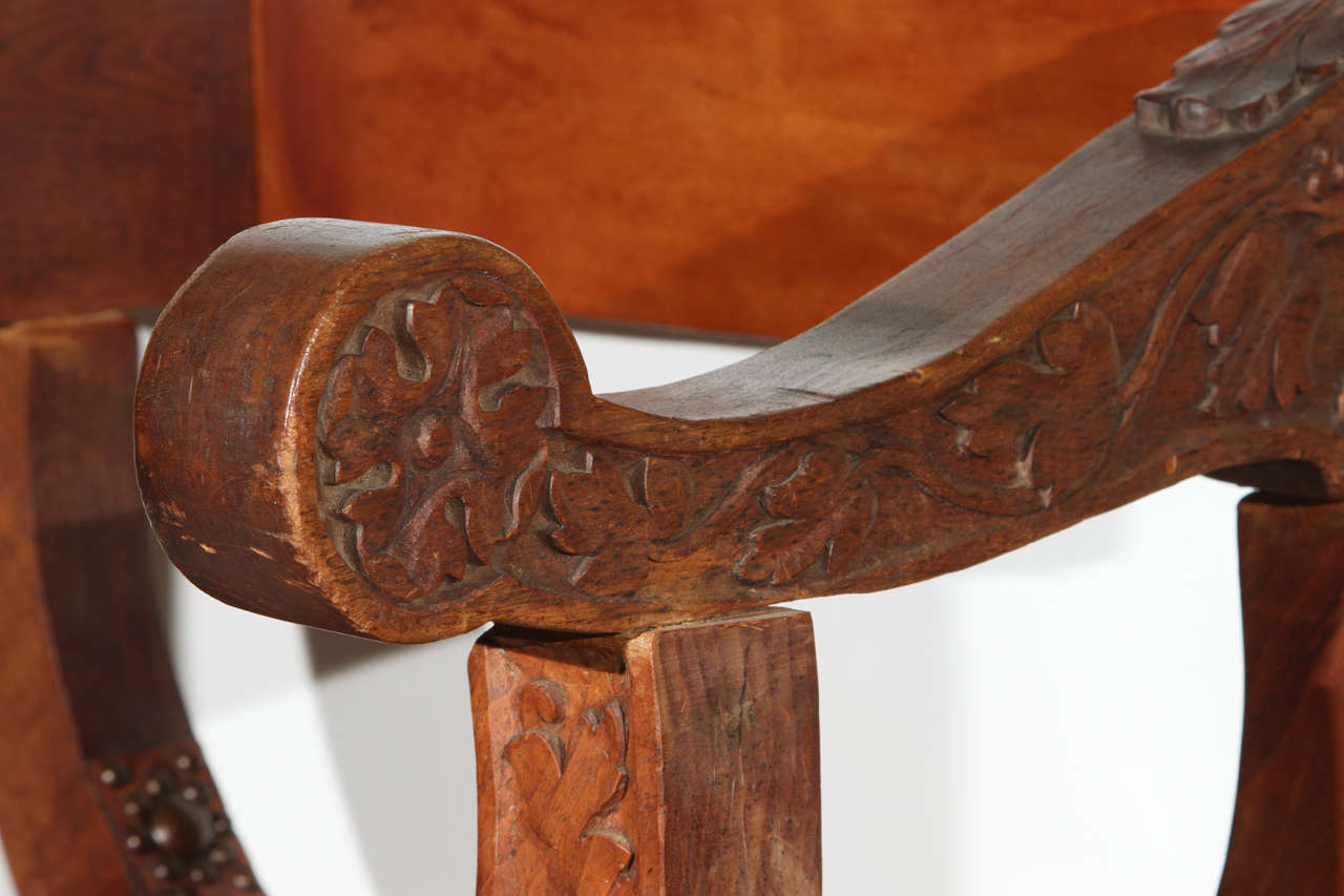 Italian Savonarola Style Carved Arm Chair In Excellent Condition In North Hollywood, CA