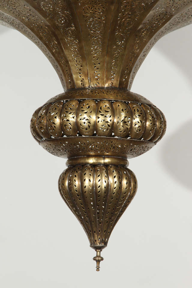 Moorish Brass Moroccan Chandelier in Alberto Pinto Style