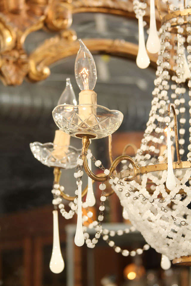 Italienischer Glasperlen-Kronleuchter aus Italien (Mitte des 20. Jahrhunderts) im Angebot