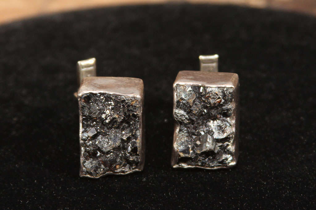 pair mid century gent's cuff links in sterling silver and rough cut hematite