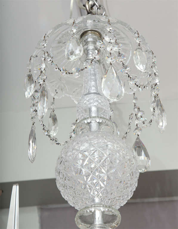 An Eight Light English George III Style Chandelier 6