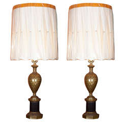 Pair of Bronze Pineapple Urn Form Table Lamps 10
