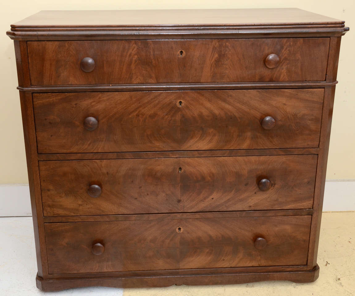 Small 19th Century American Mahogany Chest Of Drawers