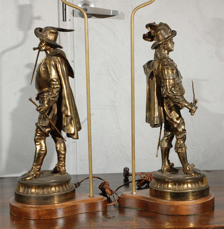 Pr Antique Cavalier Table Lamps In Good Condition For Sale In Culver City, CA