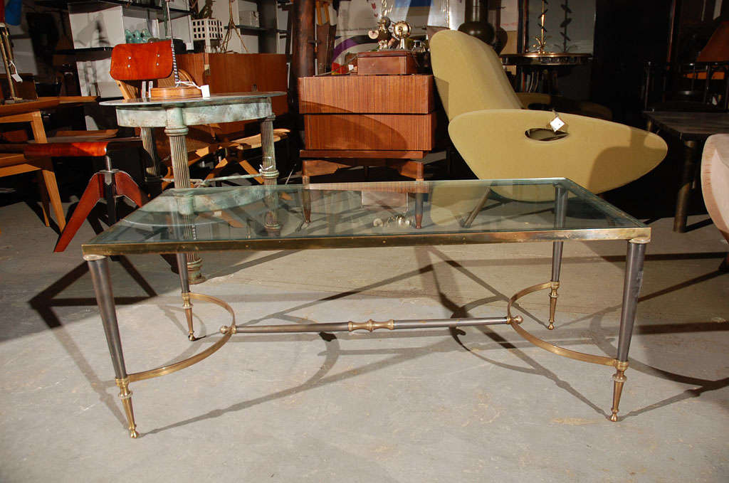 Jansen Coffee Table In Good Condition In Los Angeles, CA