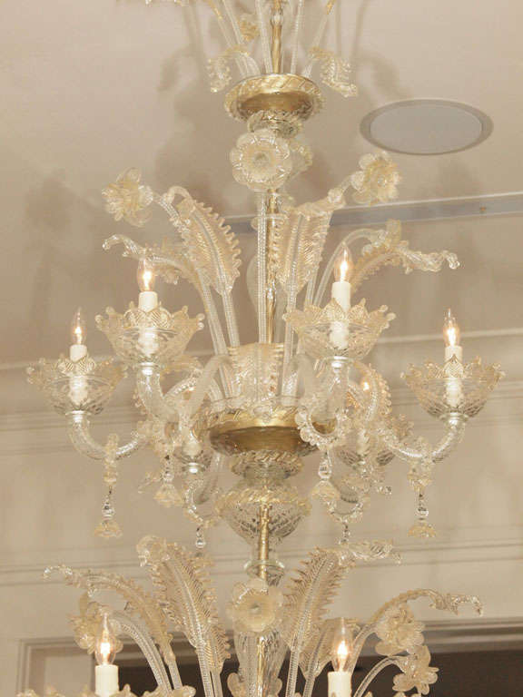 Mid-20th Century Magnificent and Grand 18-Light Murano Chandelier