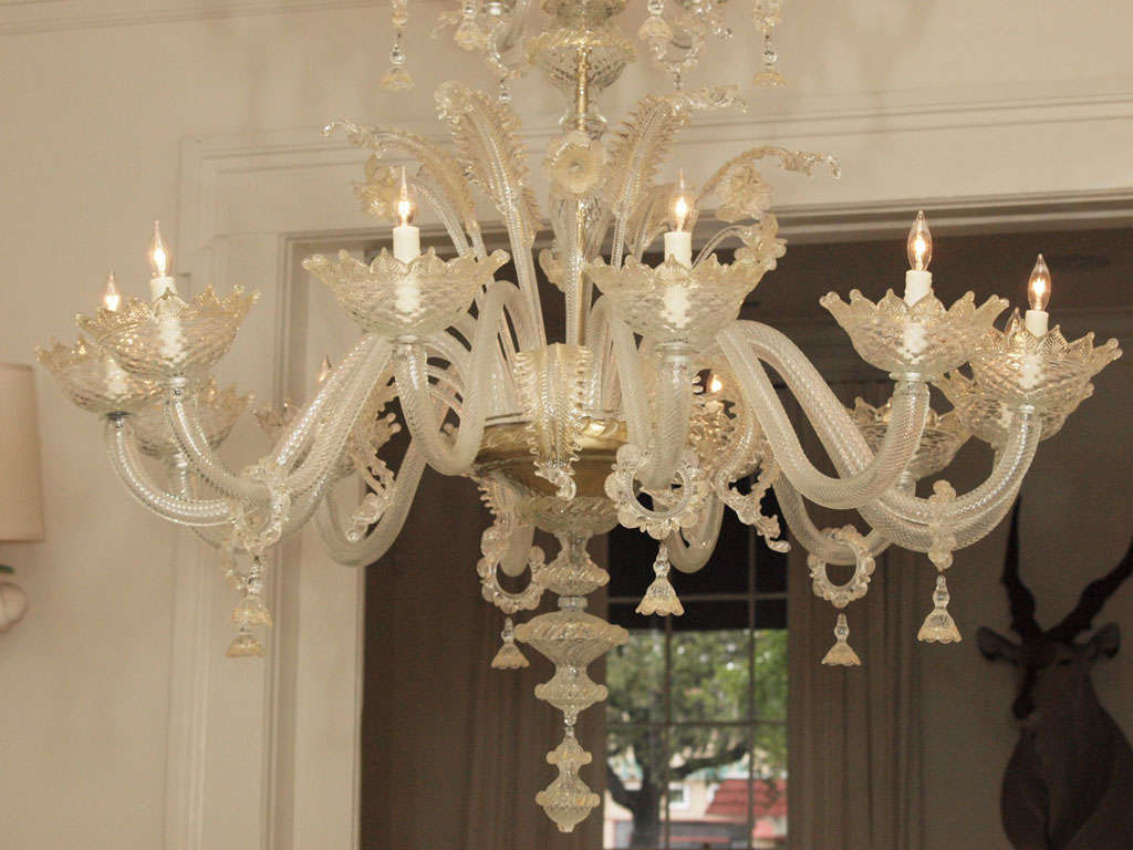 Magnificent and Grand 18-Light Murano Chandelier 2