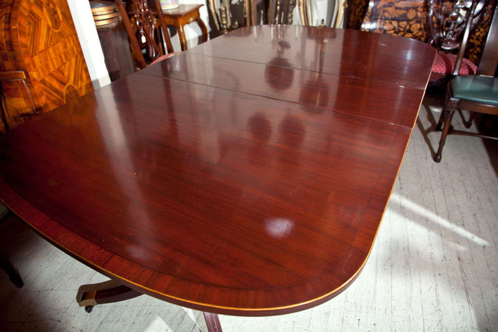 Double Pedestal Dining Table In Good Condition In Woodbury, CT