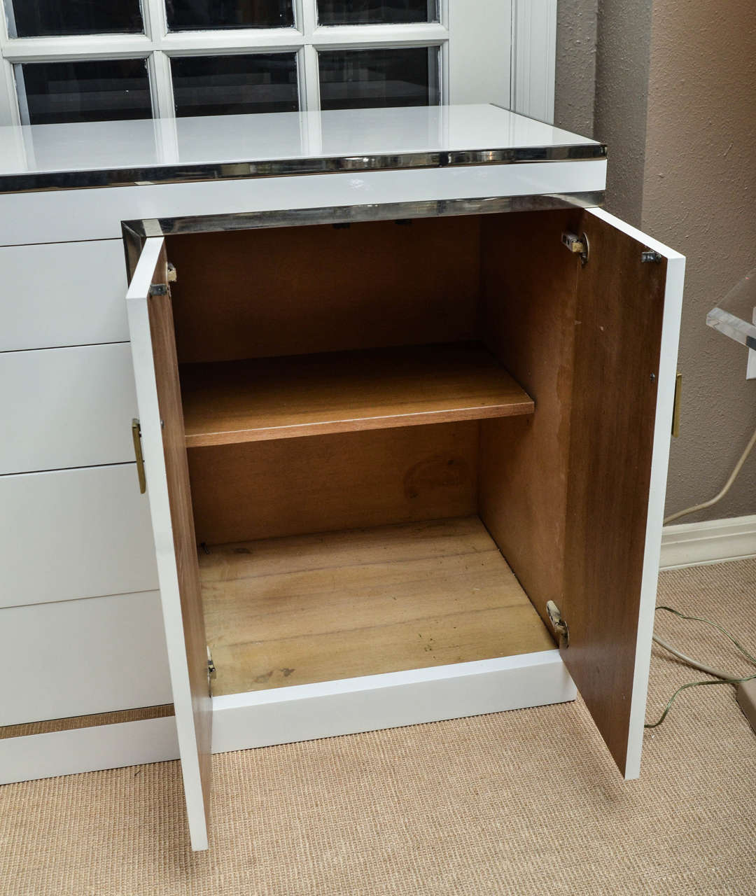 Attractive White Lacquer Buffet with Chrome Trim 3