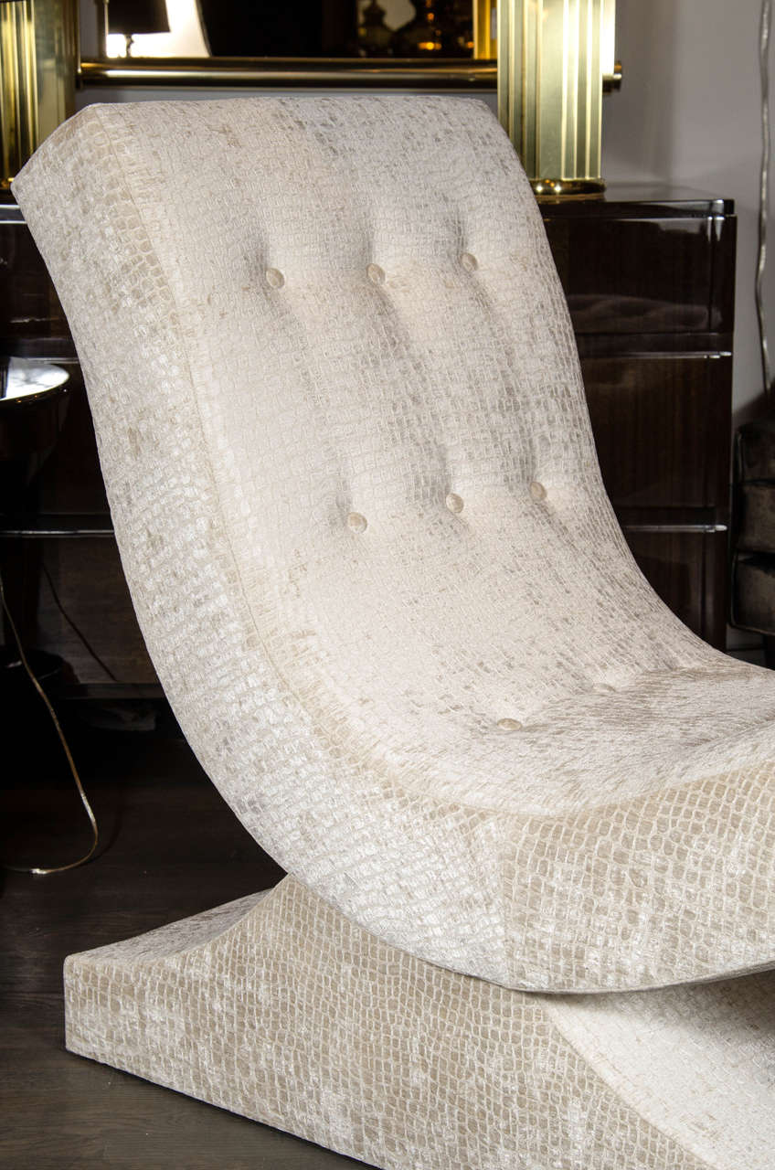 American Mid-Century Modernist Sculptural Chaise in Gauffraged Croc Velvet Upholstery