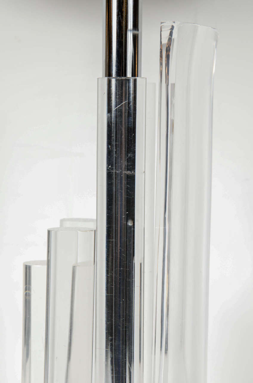 Late 20th Century Pair of Sculptural Mid-Century Table Lamps in Lucite with Chrome Fittings