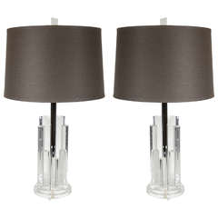 Pair of Sculptural Mid-Century Table Lamps in Lucite with Chrome Fittings