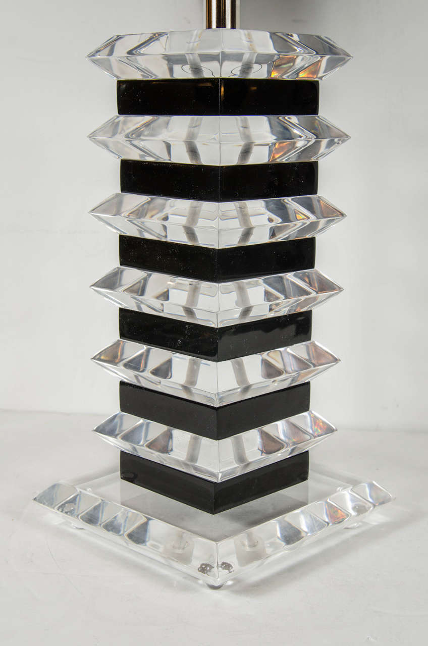 Late 20th Century Pair of Mid-Century Stacked Black and Clear Lucite Table Lamps