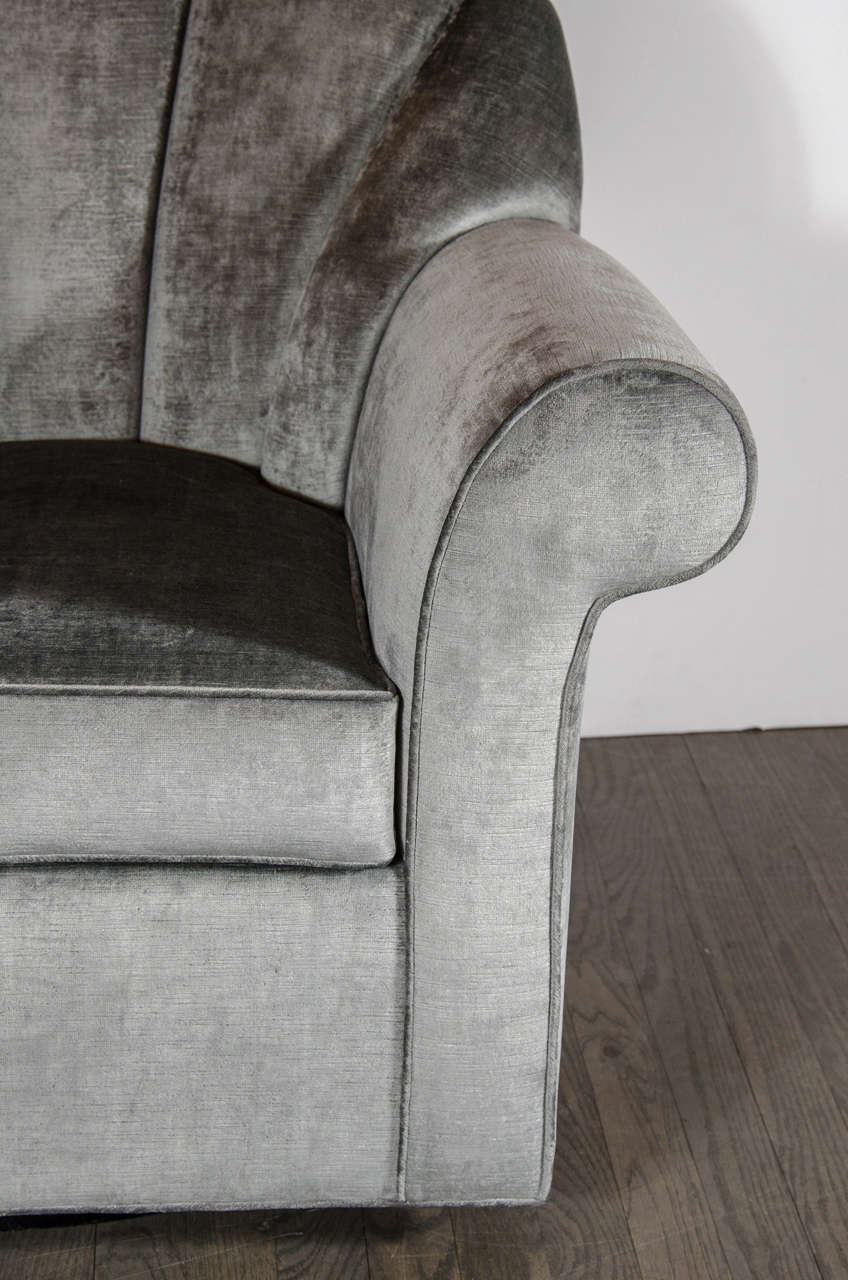 American Pair of Elegant Mid-Century Modern Fan-Back Arm Swivel Chairs in Platinum Velvet