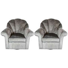 Pair of Elegant Mid-Century Modern Fan-Back Arm Swivel Chairs in Platinum Velvet