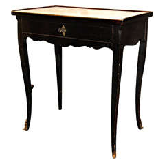 A Antiques French Vanity Table "Podreau"