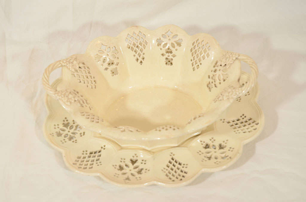 An  English 18th Century Pierced Antique Creamware Basket and Stand 2