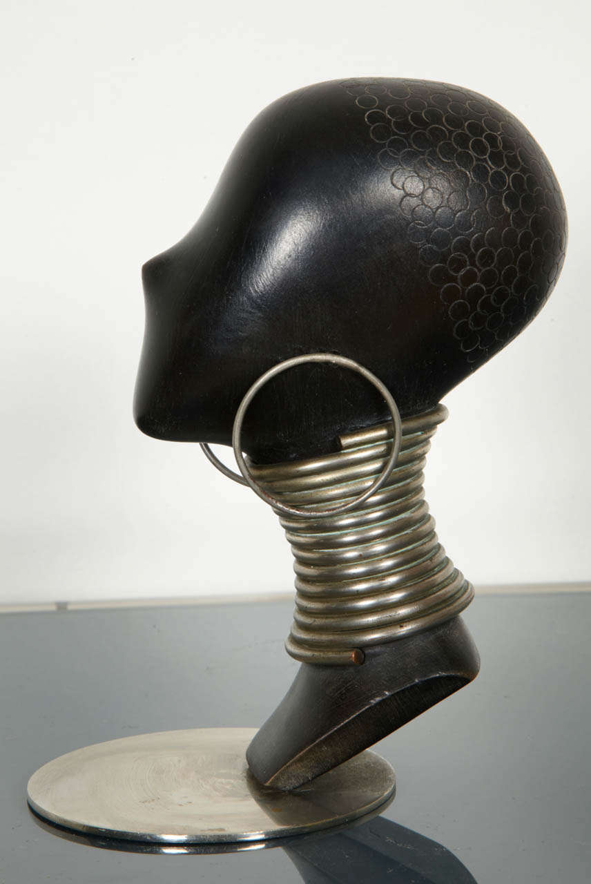 Autrichien tête de femme en ébène Art Déco des années 1930 par Karl Haguenauer