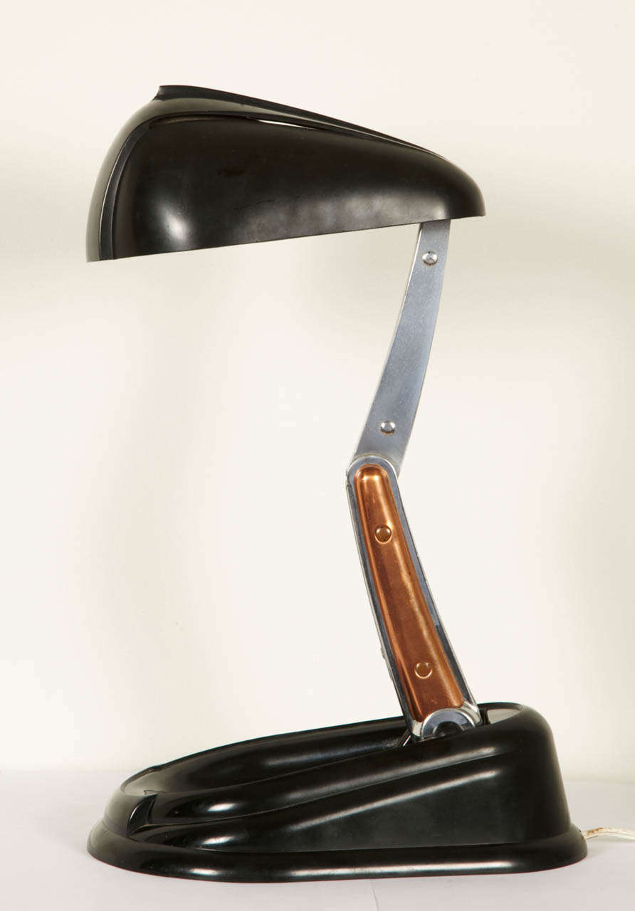 Lampe de bureau modèle 