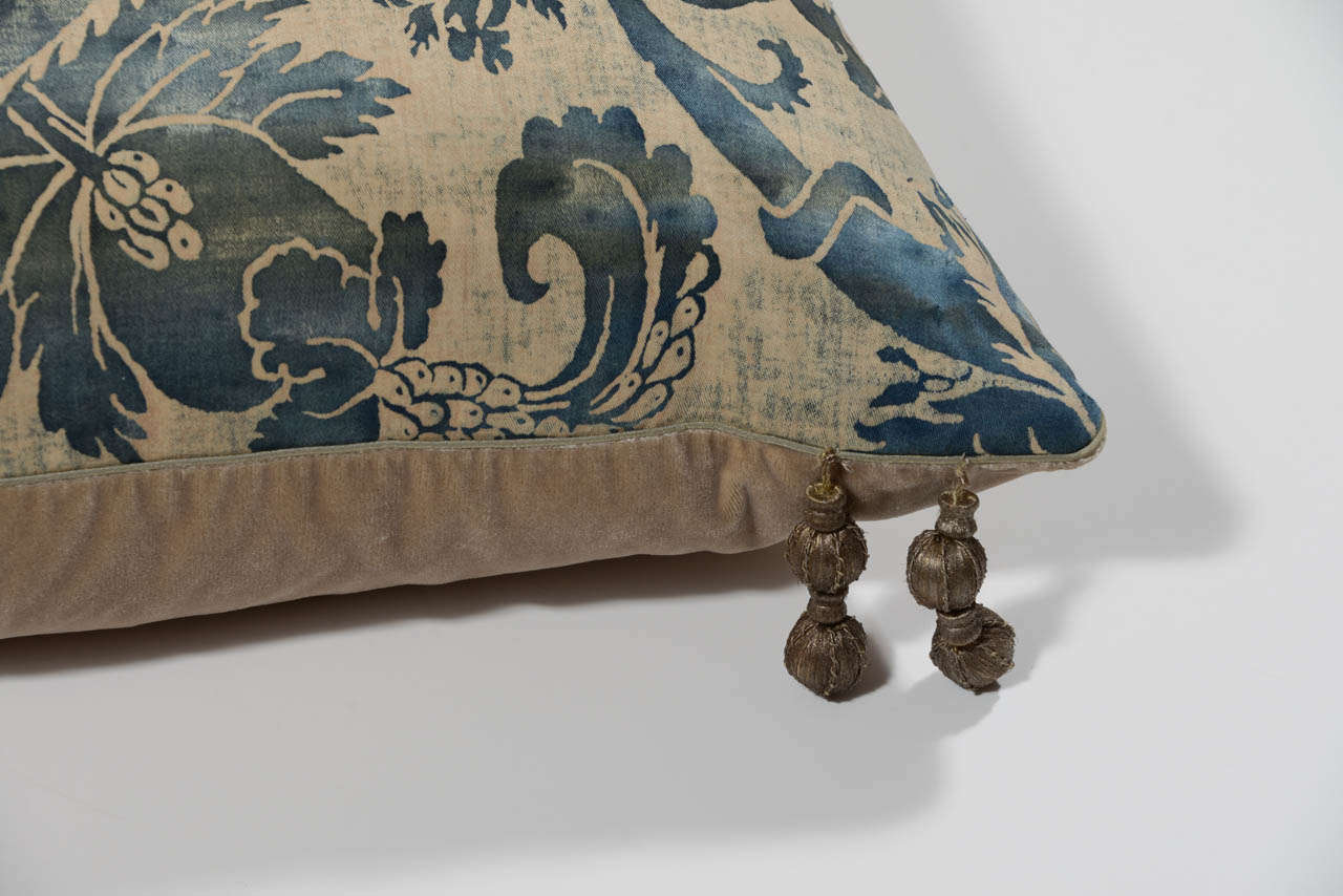 1940's Fortuny Fabric Pillow with Tassels, Large In Excellent Condition In Houston, TX