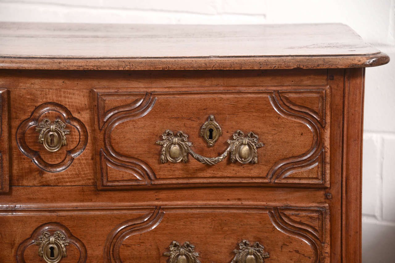 French 18th Century Four-Drawer Louis XV Walnut Commode For Sale