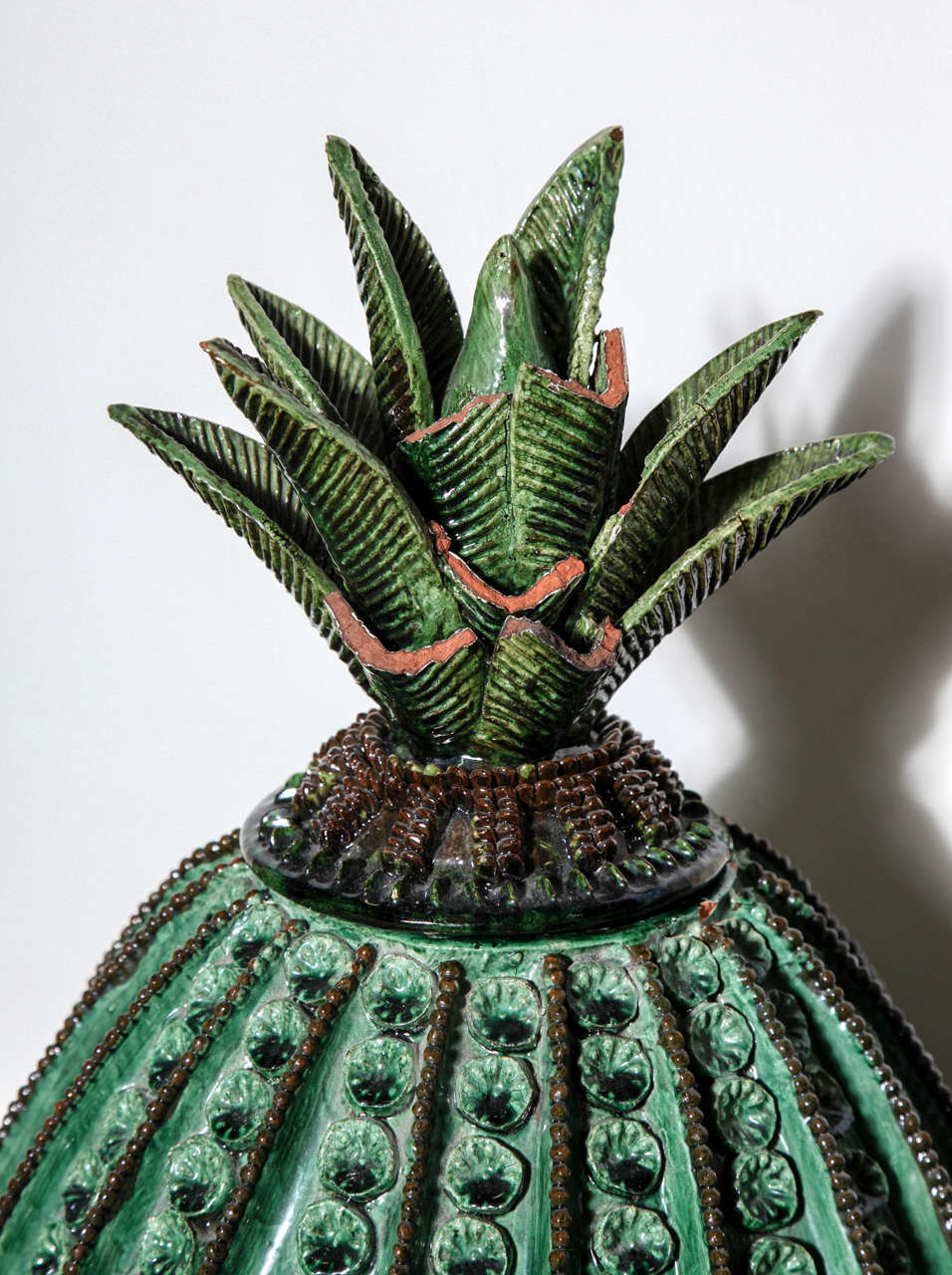 Mexican Handcrafted Pottery Pineapple from Morelia In Good Condition In Chicago, IL