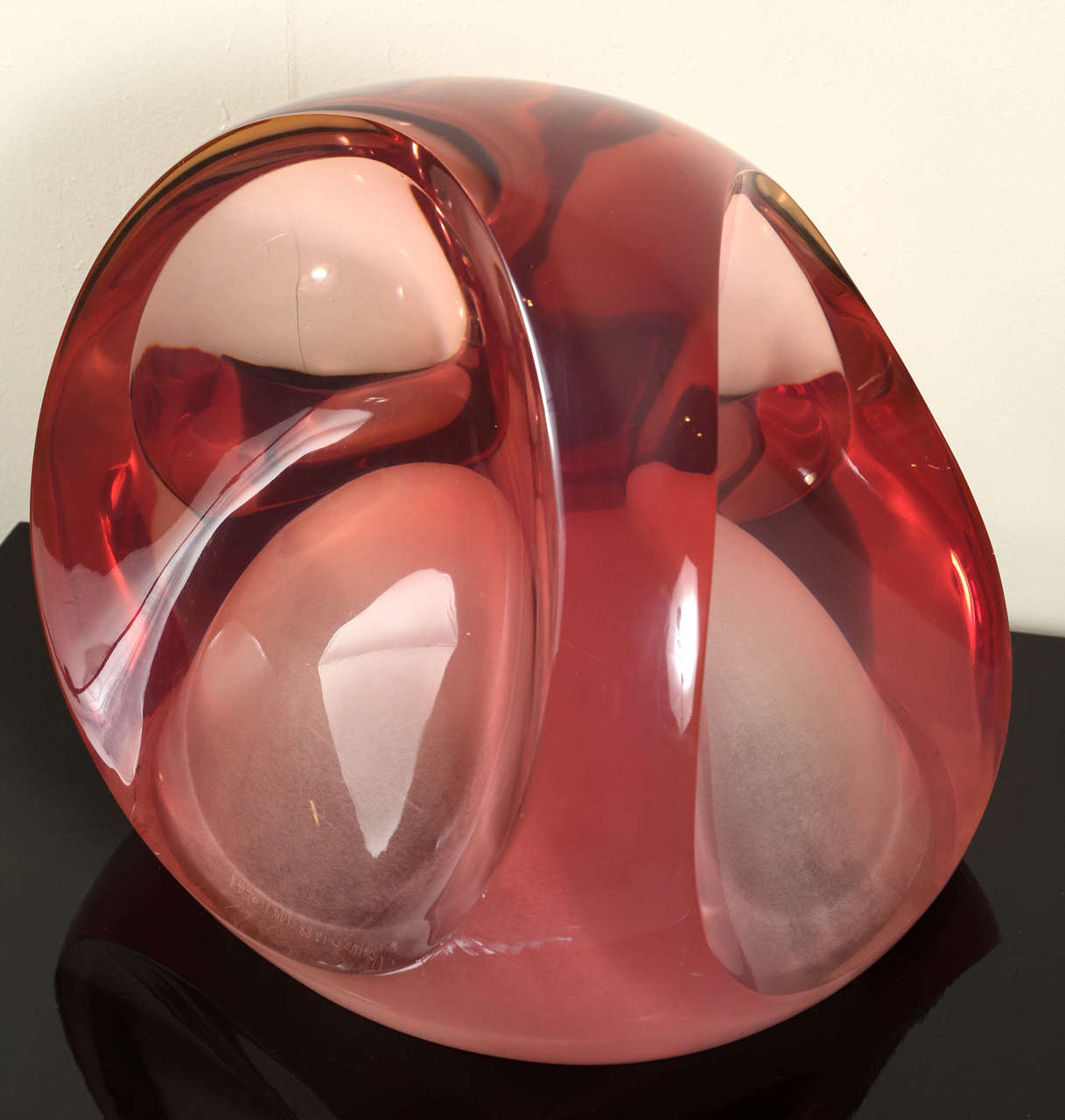 Giant Poly-Resin Tabletop Sculpture by Louis Von Koelnau #11/48 In Excellent Condition In New York, NY