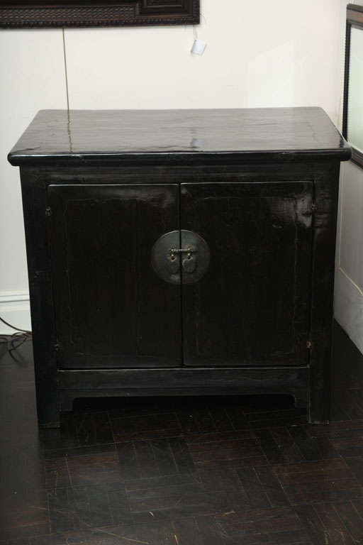 Chinese 19th Century Black Lacquer Cabinet For Sale