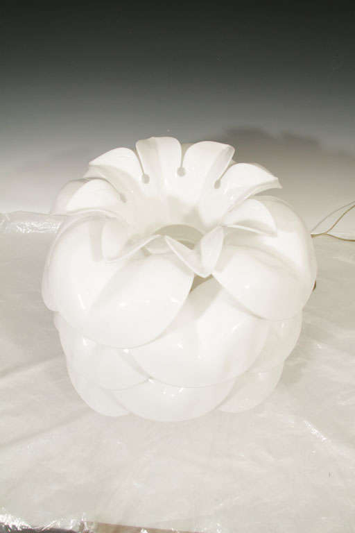 20th Century Mid Century Rougier White Lucite Flower Petal Table Lamp