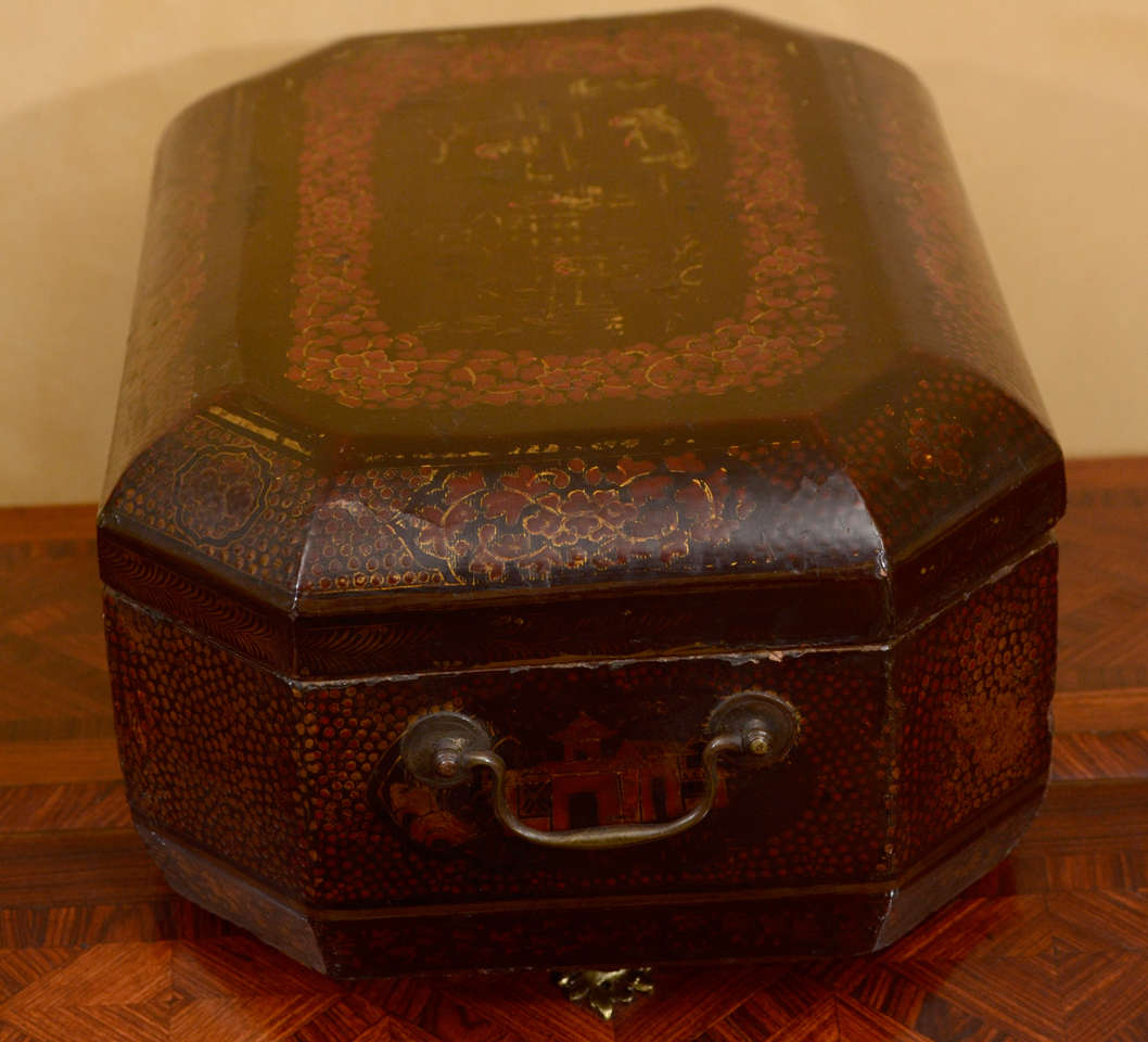 Chinese Export Lacquered Box For Sale 1