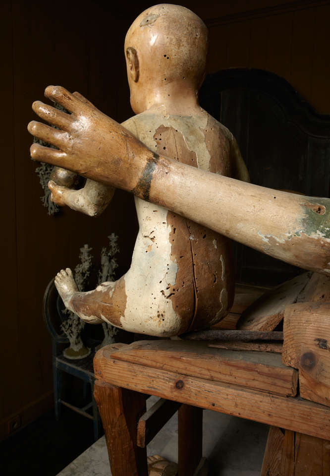 Italian Sculpted Madonna and Child Santos 18th Century For Sale at 1stDibs