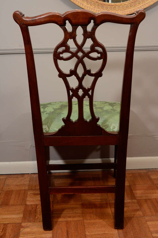Pair of 18th Century Carved Mahogany Irish Georgian Side Chairs For Sale 1