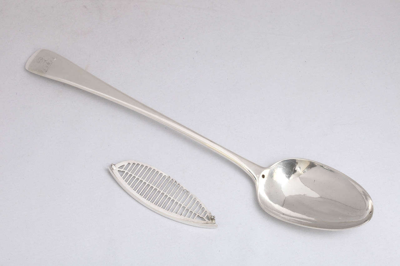 Large, Georgian, sterling silver stuffing/straining spoon with removable strainer, London, 1804, Wm. Ely & Wm Fearn - makers. @12